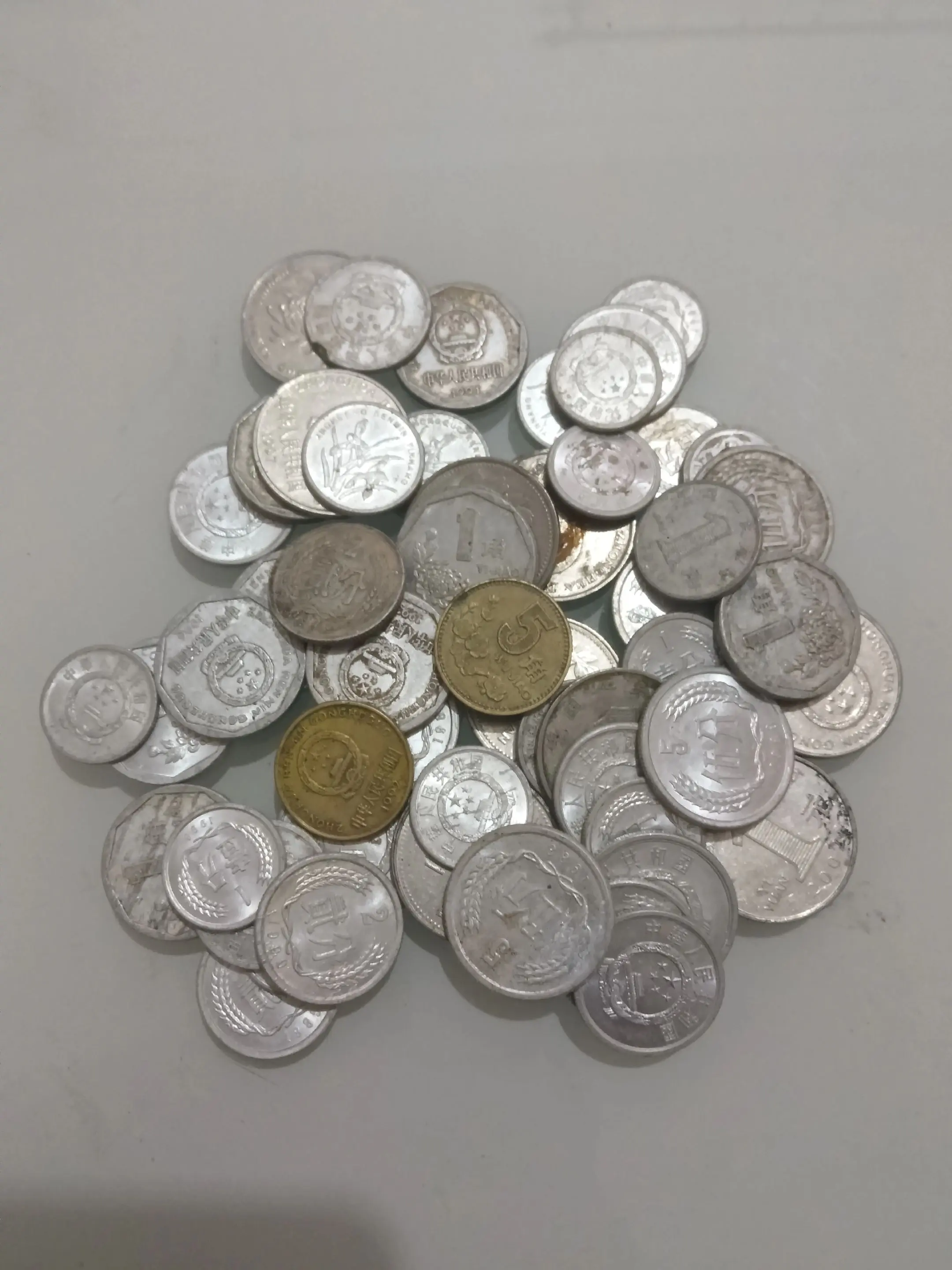 一堆硬币 各年份都有 打包399 不议价。