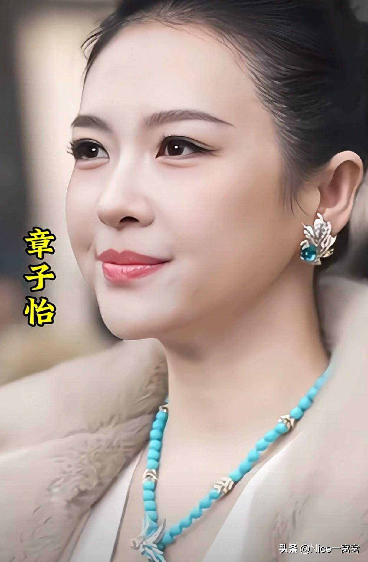 章子怡变化太大了，确实像换了一个人一样！近日，章子怡参加某活动，这容颜，这气场，