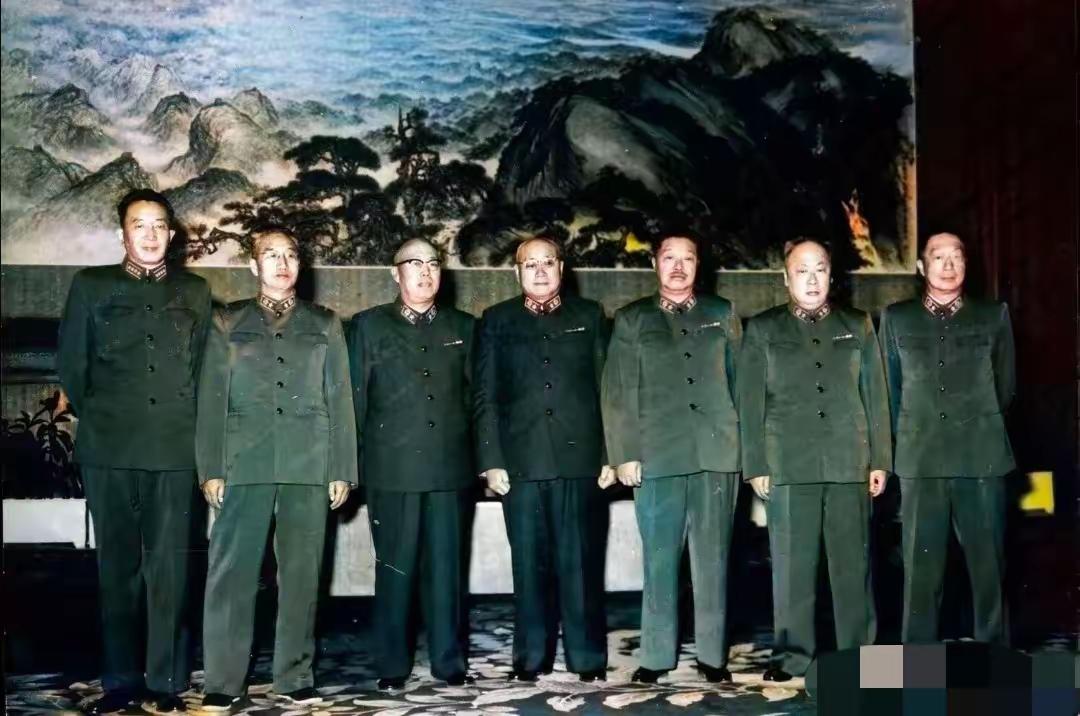 我敢打赌！能认出三个，近代史绝对学得好。[赞]