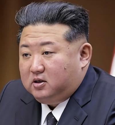 委内瑞拉现在这处境，

真是叫天天不应，

很多人都在猜谁能去“救场”。

指望