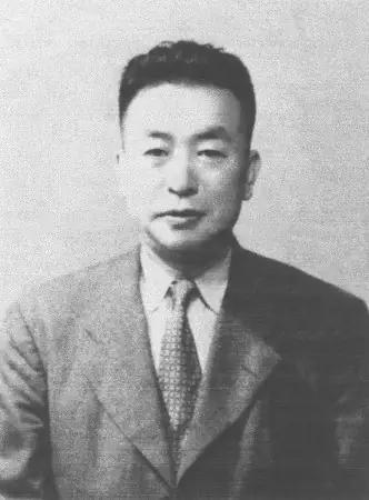 1938年，“大汉奸”夏文运凭一则绝密情报，改写了台儿庄战役的战局。

1905