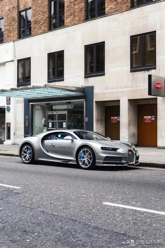 布加迪为啥能卖到2000多万？布加迪能卖到2000多万，自有它的道理。和奔驰、宝