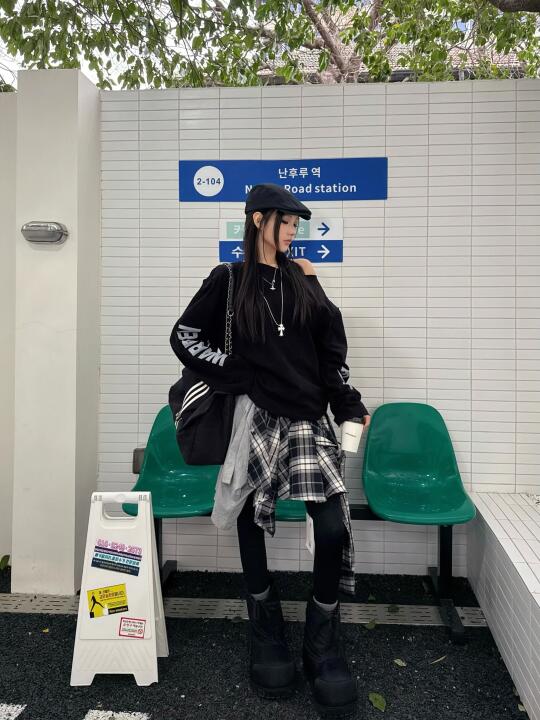 𝗦𝗼𝗺𝗲 𝗳𝗿𝗮𝗴𝗺𝗲𝗻𝘁𝘀 🐈‍⬛📰🩹