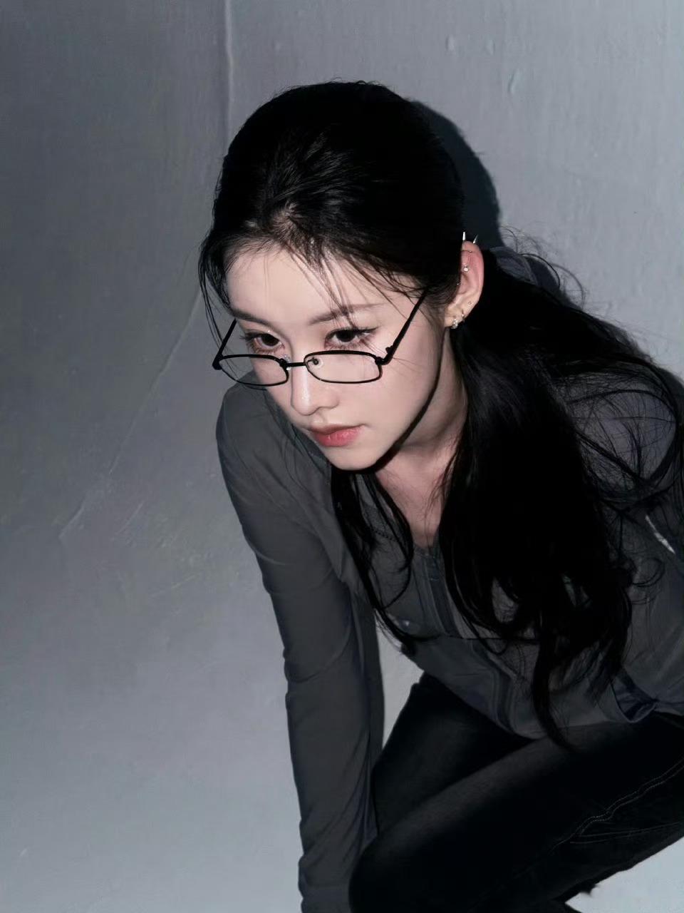 只有姜乘澜能教会我化妆 她的教程太绝了！讲解细致耐心，技法硬核又实用，从底妆到眼