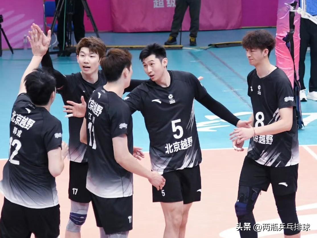 若评选本赛季排超最令人失望的球队，那非北京北汽男排莫属！
2025 - 26赛季