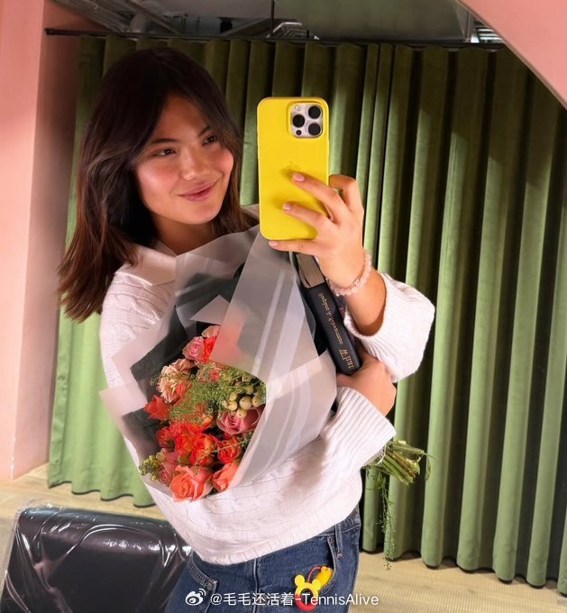 【拉杜卡努：狗仔队真的很恐怖】“最让我毛骨悚然的是，我看到一张自己在伦敦的照片，