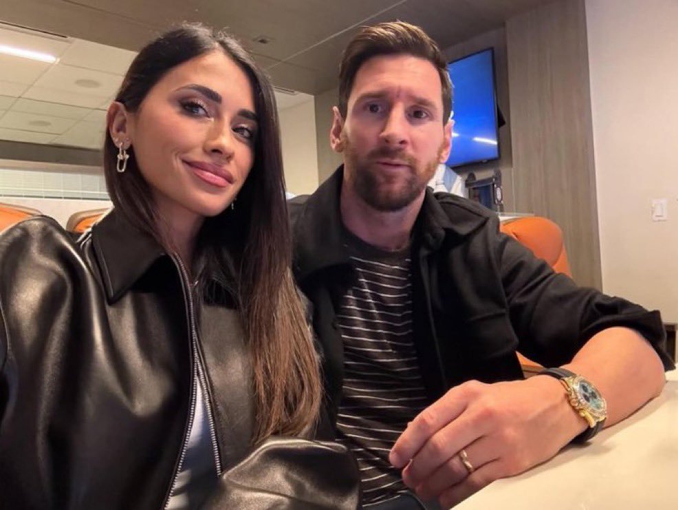 🎙关于营养和饮食方面？💬安东内拉：“我丈夫因为工作性质，总是需要节食，所以我