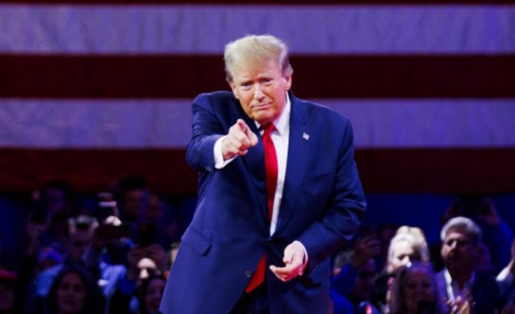 一夜之间，风向大变！特朗普准备联手中国、俄罗斯、印度和日本成立新的五国核心集团。