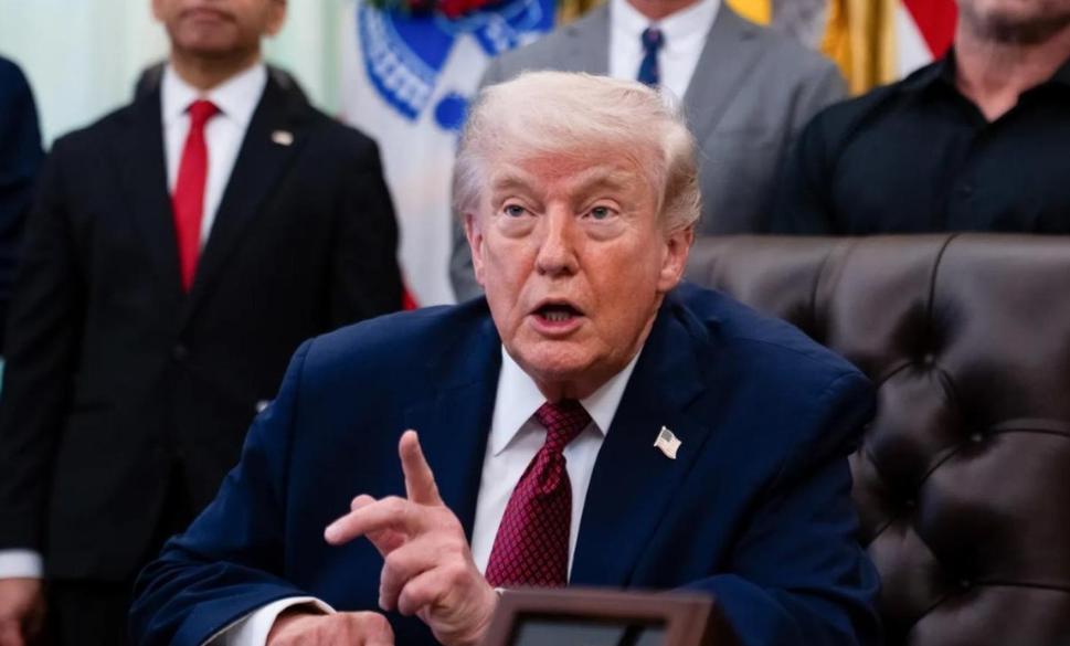 最近中东局势剑拔弩张，美国大张旗鼓地在中东集结了三艘核动力航母，号称要对伊朗形成