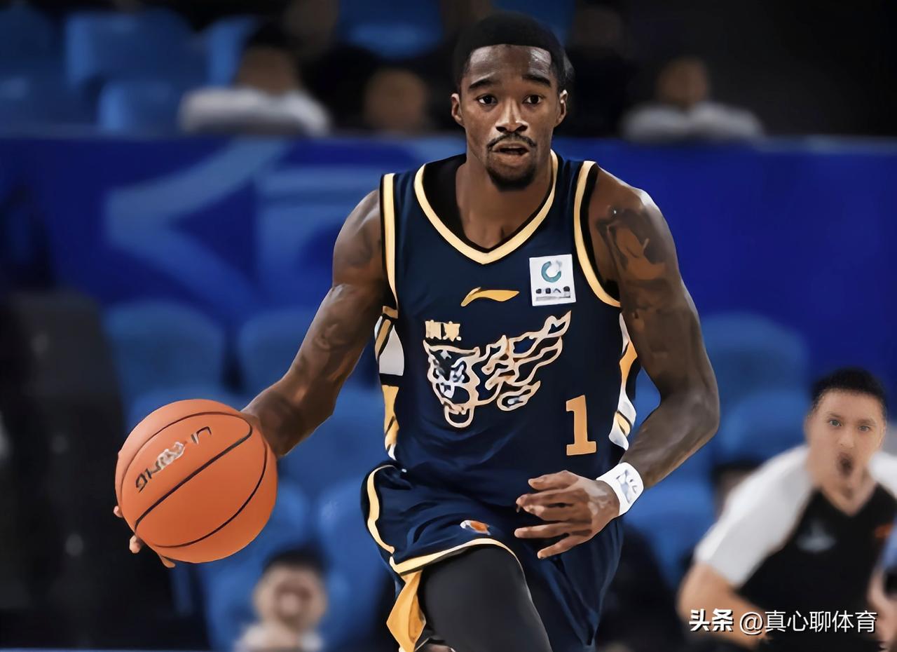 12胜2负的广东东阳光将在主场迎战11胜3负的上海久事
究竟是广东东阳光继续连胜