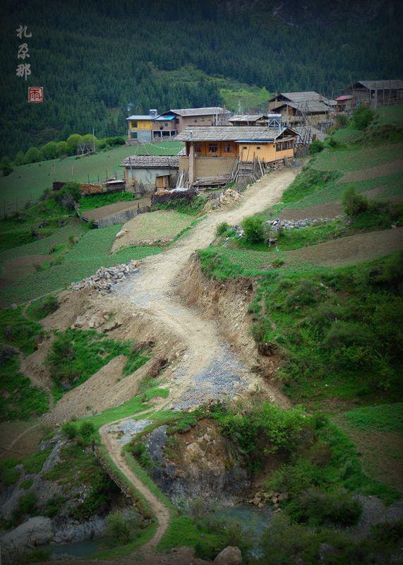 昨天跟我老公大吵了一架，感觉他特窝囊。

我老公他弟兄5个我们是老四，前面三个哥