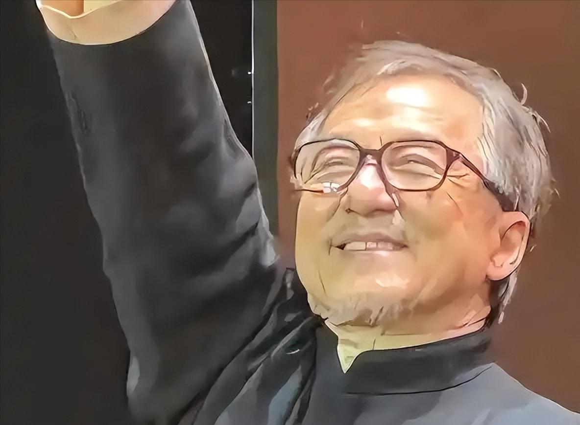 说出来可能很多人不信，那位在银幕上无所不能的功夫巨星，马上就要71岁了，如今最大