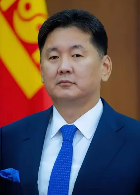 蒙古国总统呼日勒苏赫签署文件，决定在与中国接壤的东戈壁省增建130公里的铁丝网，