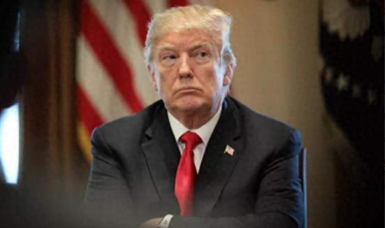 54票赞成、45票反对！美国投票结果出来了，特朗普或“左右为难”
 
在这38天