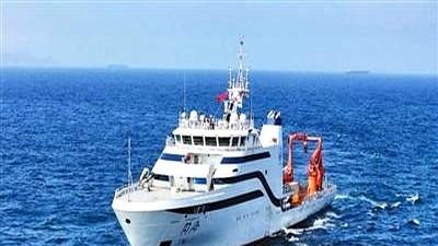 中国首艘海洋级智能科考船“同济”号，最近完成了一场惊心动魄的海上大考，结果惊艳全