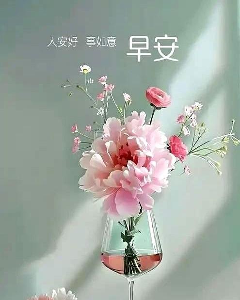 教龄40年，中级职称，退休金9000；教龄34年，副高职称，退休金8000多。