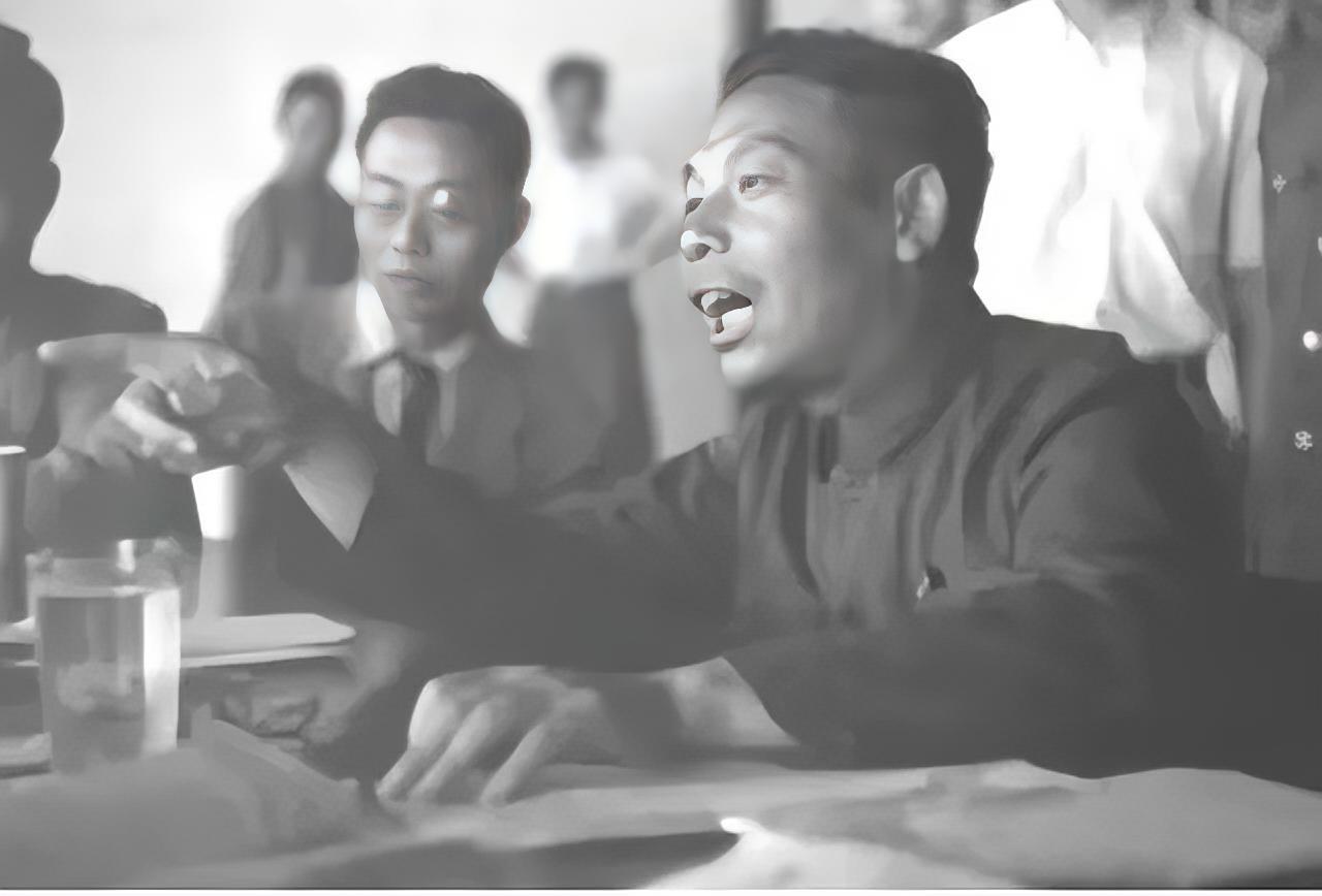 1954年，蒋介石听说熊式辉在泰国开工厂赔了个底朝天，还想回台湾，当场就骂：“一