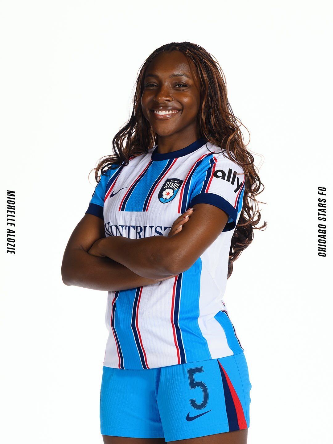 全员ADV！但我估计95%的网友都不知道他们球员版的价格。女足 球衣资讯 贤聊球