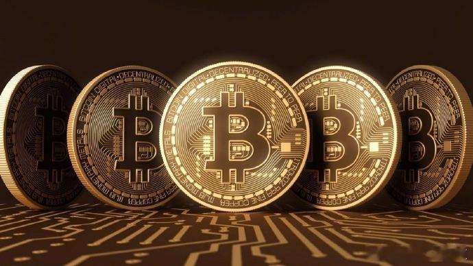 比特币突然闪崩据报道，交易所数据显示，比特币周三晚间在币安BTC/USD1交易对