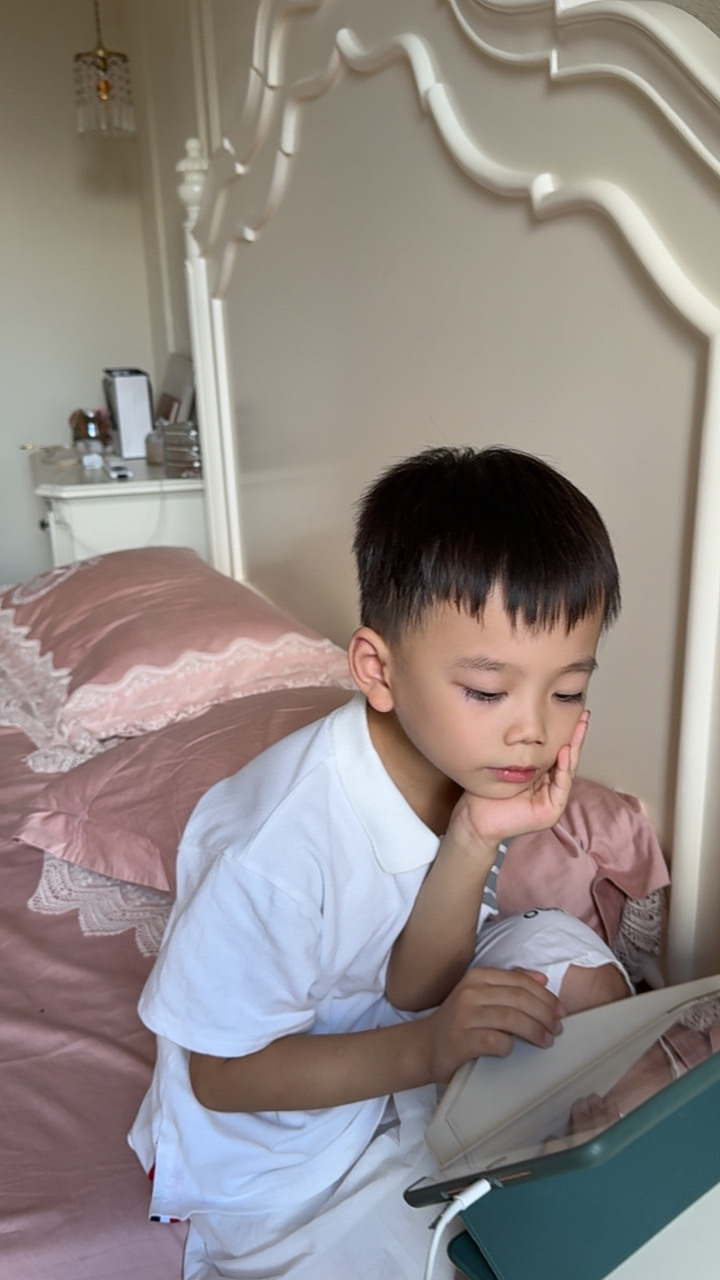 爱西瓜，爱我的妈妈爱我的家人少为工作而忧心 