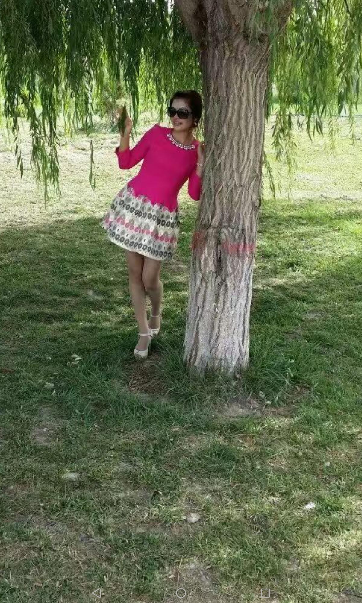 青山藏画意，谁有下联学海留芳华。