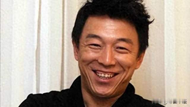 黄渤突然“消失”半年，推掉3亿片约，背后原因戳痛所有中年人
