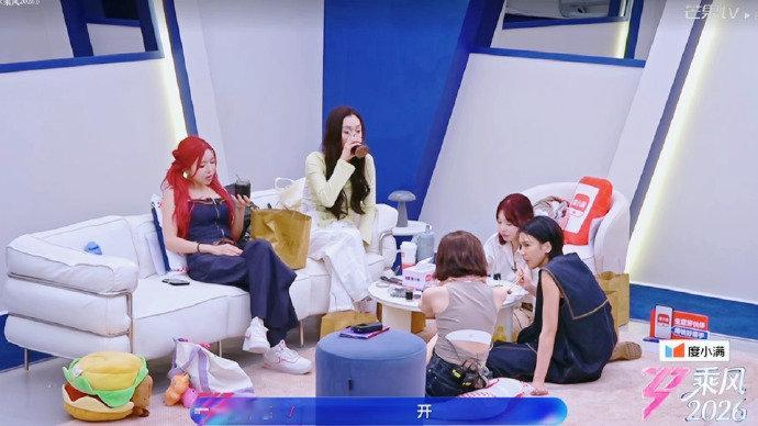 曾沛慈说年底要开演唱会 啊啊！！！！ 娱乐
