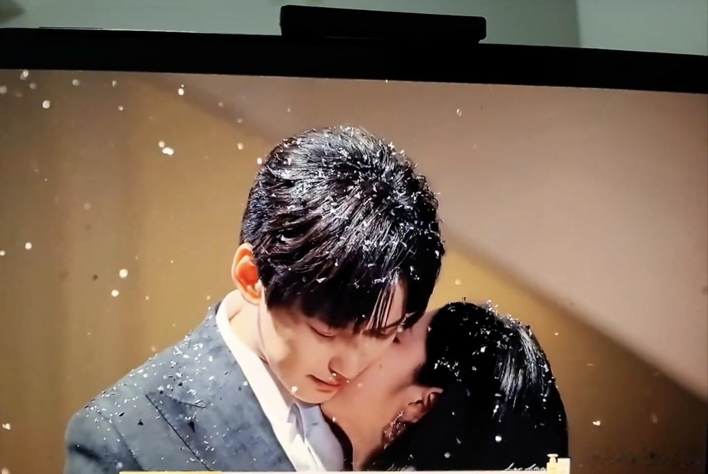 柳周cp 我晕倒了(╥﹏╥)这段感情我付出的可不比你们两个少啊柳周也是终于修成正