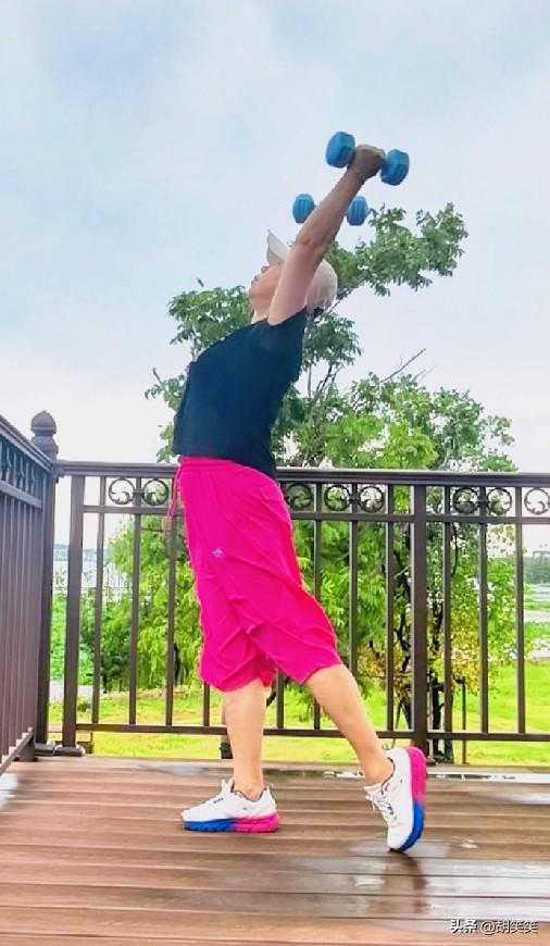 儿子婚礼，他亲爸来参加吗？记录我的2026 
背景是这样的——
早在28年前
也