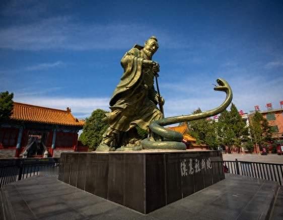 很多人都误会了刘邦：他不是无赖，而是顶级现实主义者