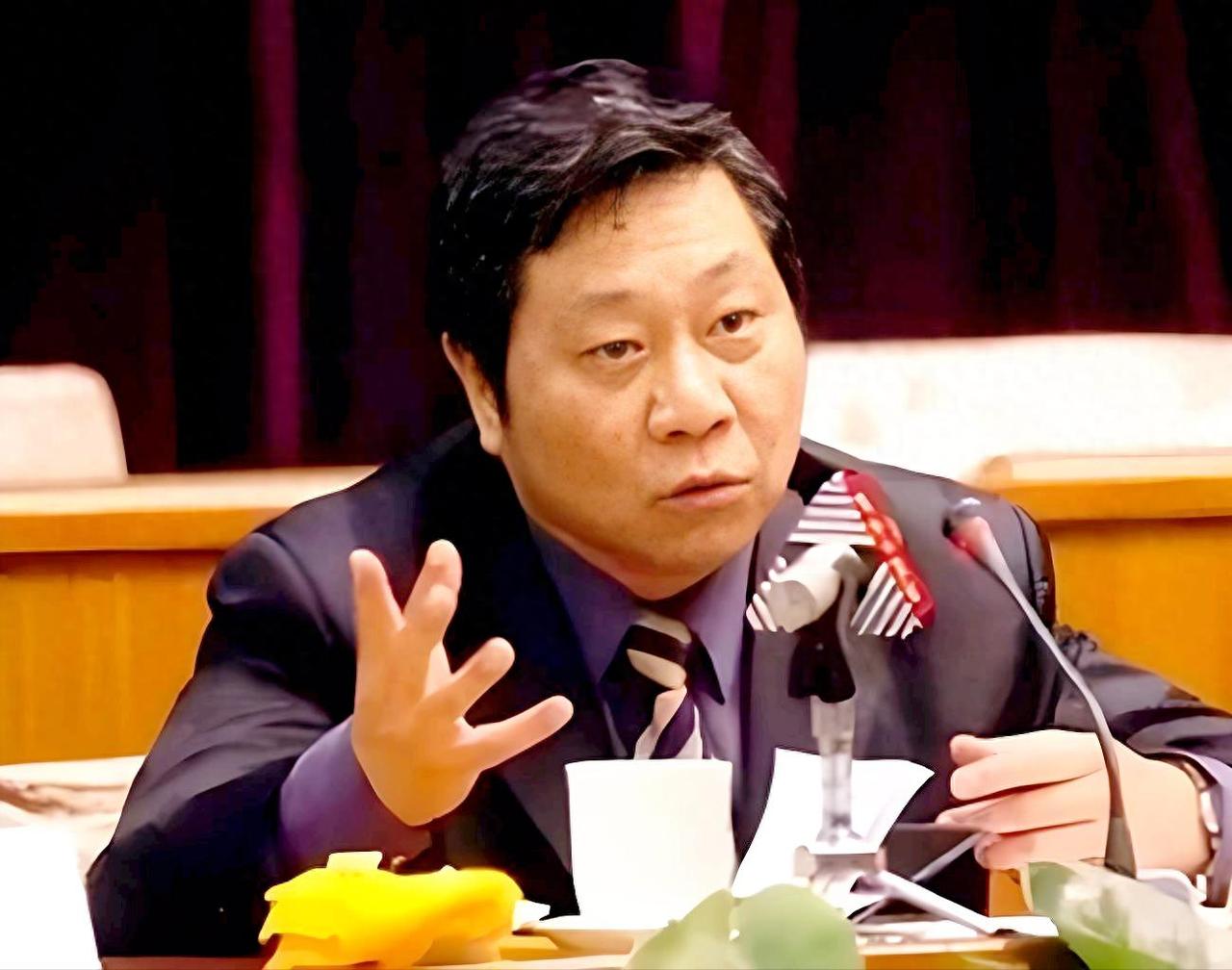她是落马高官刘志华的情妇王建瑞，获刑8年后，人生现状如何？

先说结果，她今年6