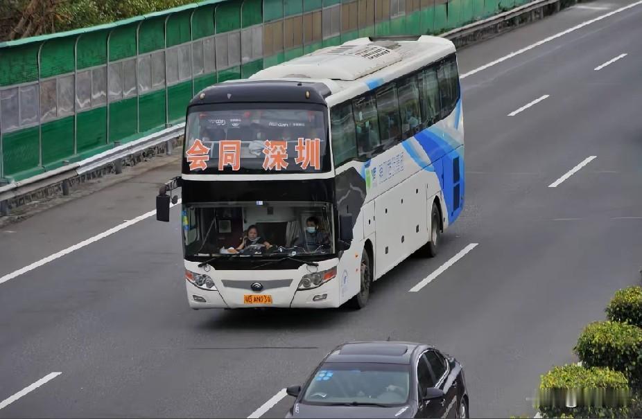 湖南怀化会同县曾经的省际长途线路，还有多少在跑？
会同—深圳
会同—中山
会同—
