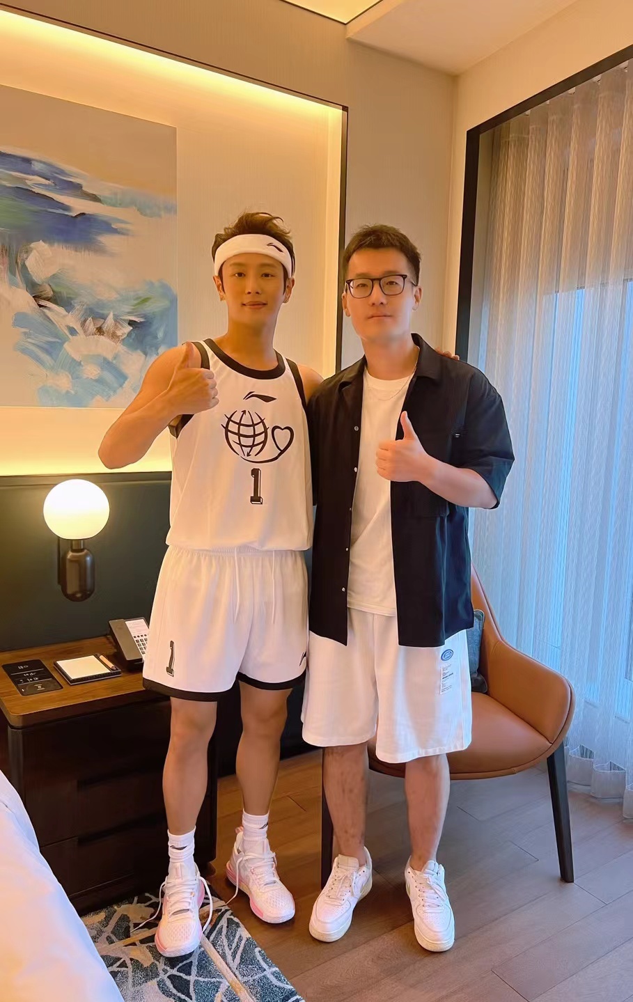 李汶翰李汶翰 李汶翰 0722生日快乐是纪念日也是生日🎂生日快乐，李哥也是见证