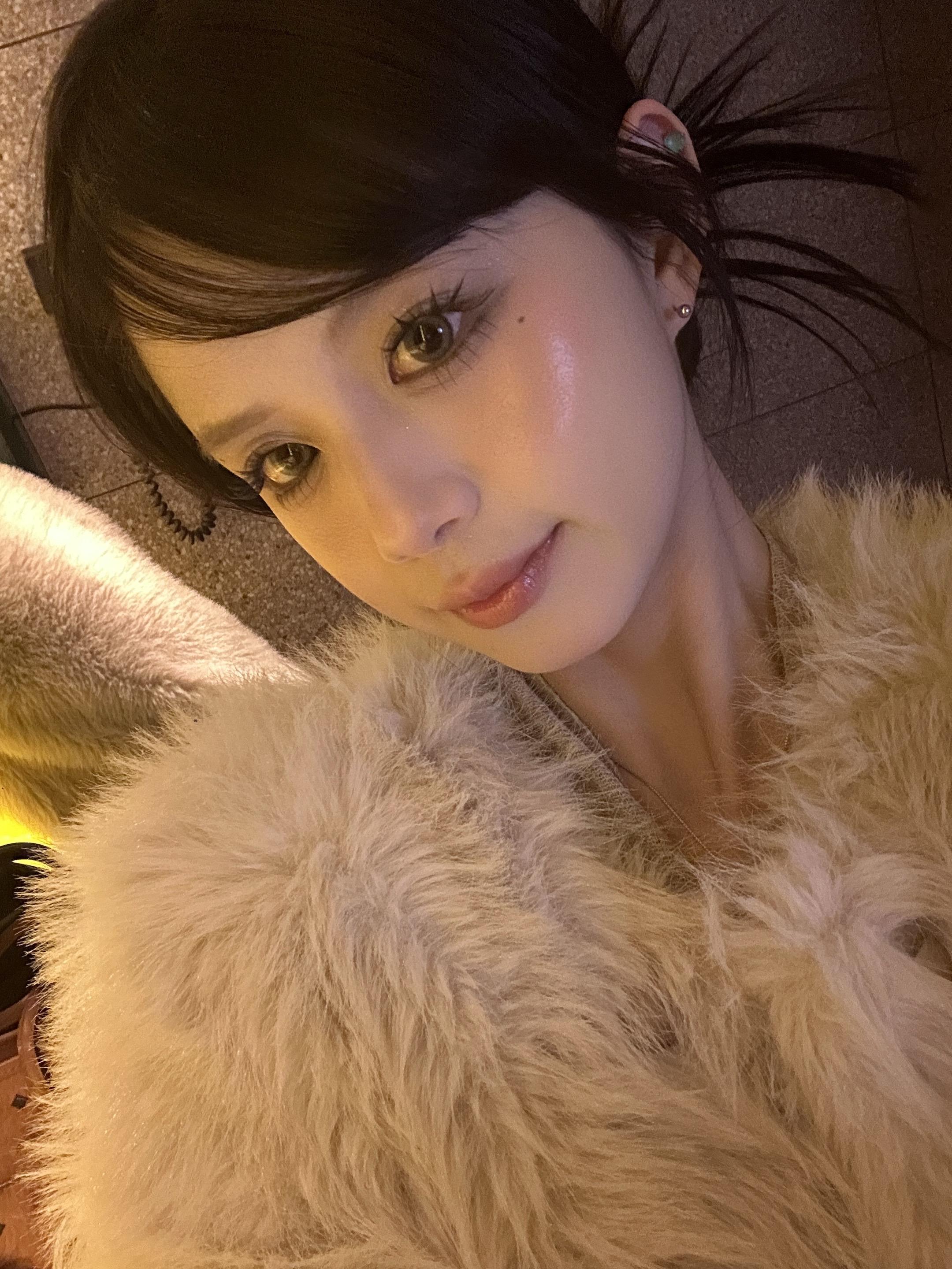 敏感的人活在这个世界上就像赤脚走在碎石路上