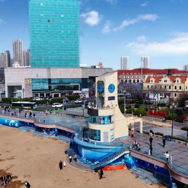 真心话茶局目前，青岛栈桥海水浴场潮高浪大，为了市民和游客的生命安全，浴场和栈桥西