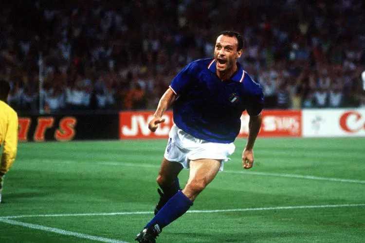  据意大利《都灵体育报》报道，近日去世的前意大利国脚斯基拉奇的葬礼将在本周五上午