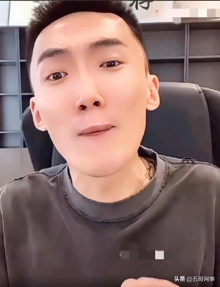李舒克吐槽恩师方丈在杜凤面前卑微，痛快给人家买克罗心耳环吧，喝酒都没喝过前妻，后