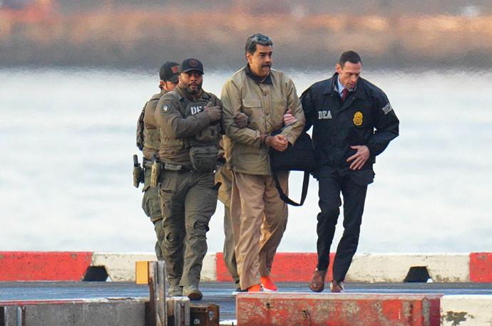 从委内瑞拉总统马杜罗，到伊朗最高领袖哈梅内伊，这就告诉我们，敌人再强大并不可怕，