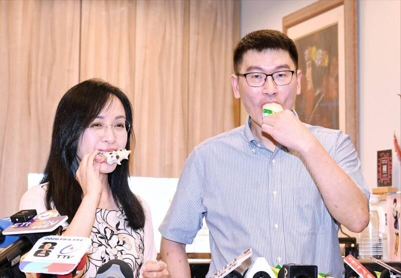 被陈莹酸“少去酒店可以多买释迦”， 梁文杰回应：我八百年没去了
台陆委会副主委梁