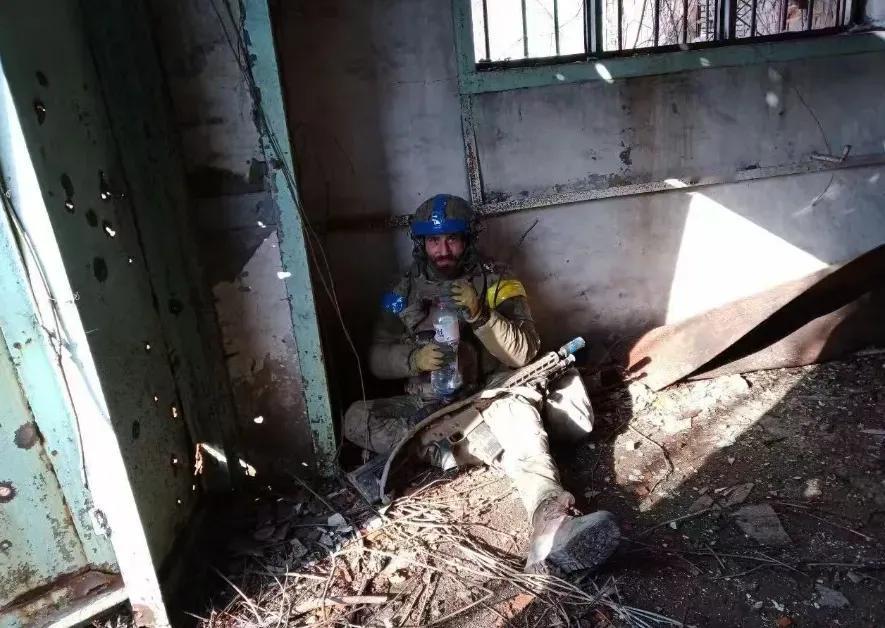 欧盟全票通过对乌克兰900亿欧元贷款，泽连斯基终于要到饭了，这贷款又可以顶一两年