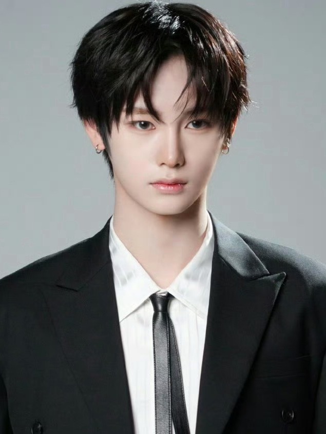 周安信和贺鑫隆交流感情中 发生了什么？ 