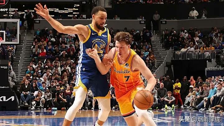 克努佩尔能打破库里的历史三分球纪录吗？

克努佩尔在接受记者采访时表示，库里在2