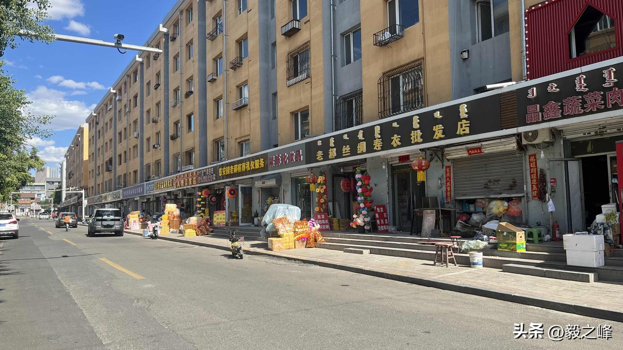 呼和浩特大召旅游区为什么都是做这些的，不怕影响旅游？
多数人反应当每一次路过都会