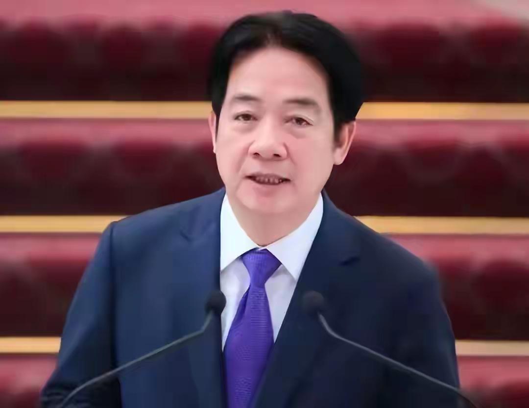 民进党又在搞“法理台独”的闹剧了，这次的操作荒唐到刚开场就草草收场。
 
202