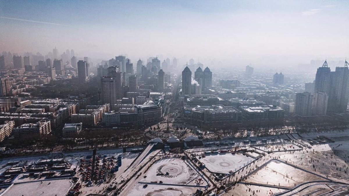 国标最多只需冻一天，沃尔沃新能源XC70为何要冻40天？
相信不少去哈尔滨旅游的