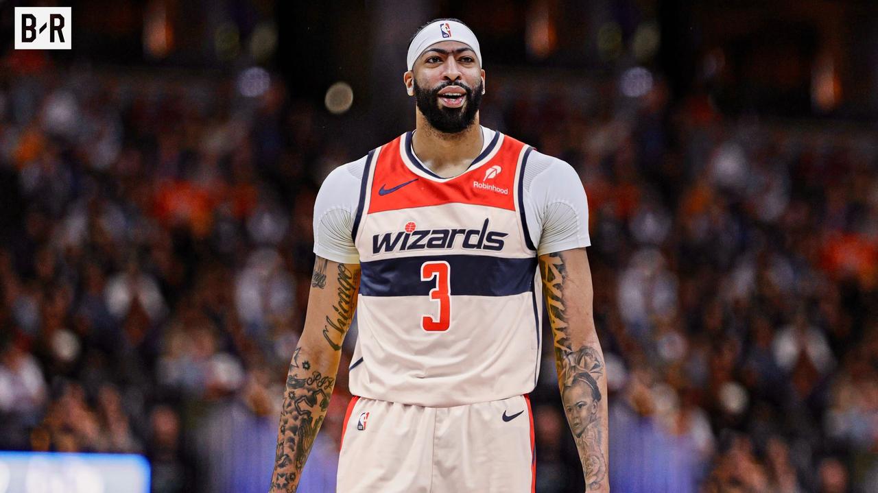 安东尼·戴维斯否认了外界关于他对被交易至华盛顿奇才感到不满的说法，并在周五接受《