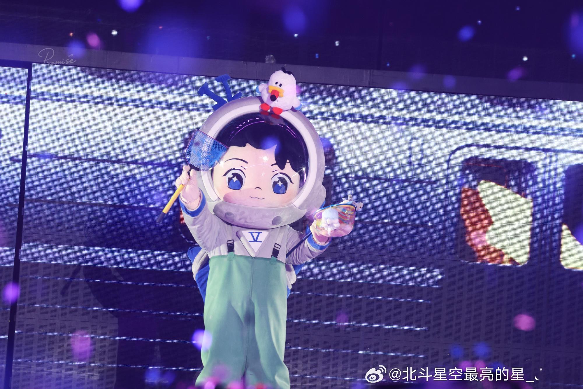 宝宝可可爱爱没有脖子（） ​​​