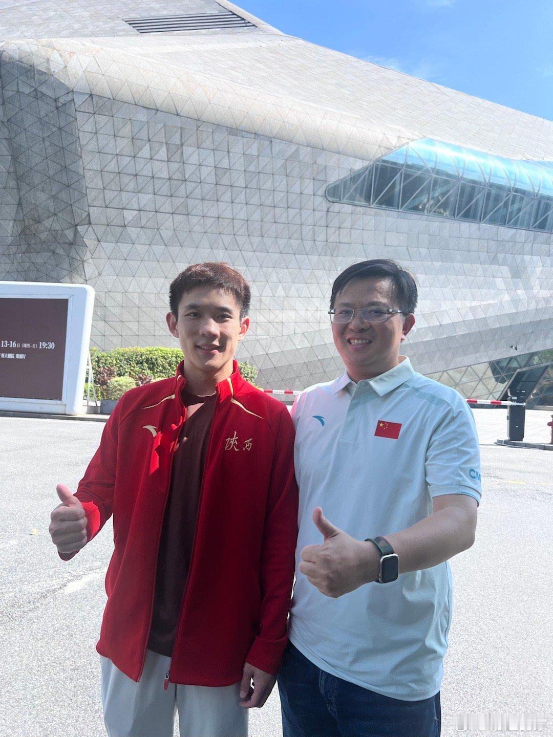 早安广州。粤港澳全运会来了，先和杨昊唠一唠。这位奥运冠军竟然是个猫咖，巴黎奥运会