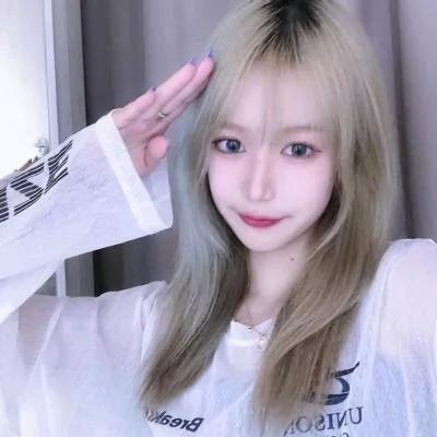 元气少女，微笑满分，元气满满的一天！😊少女感笑容 少女感微笑女孩 少女的笑容 