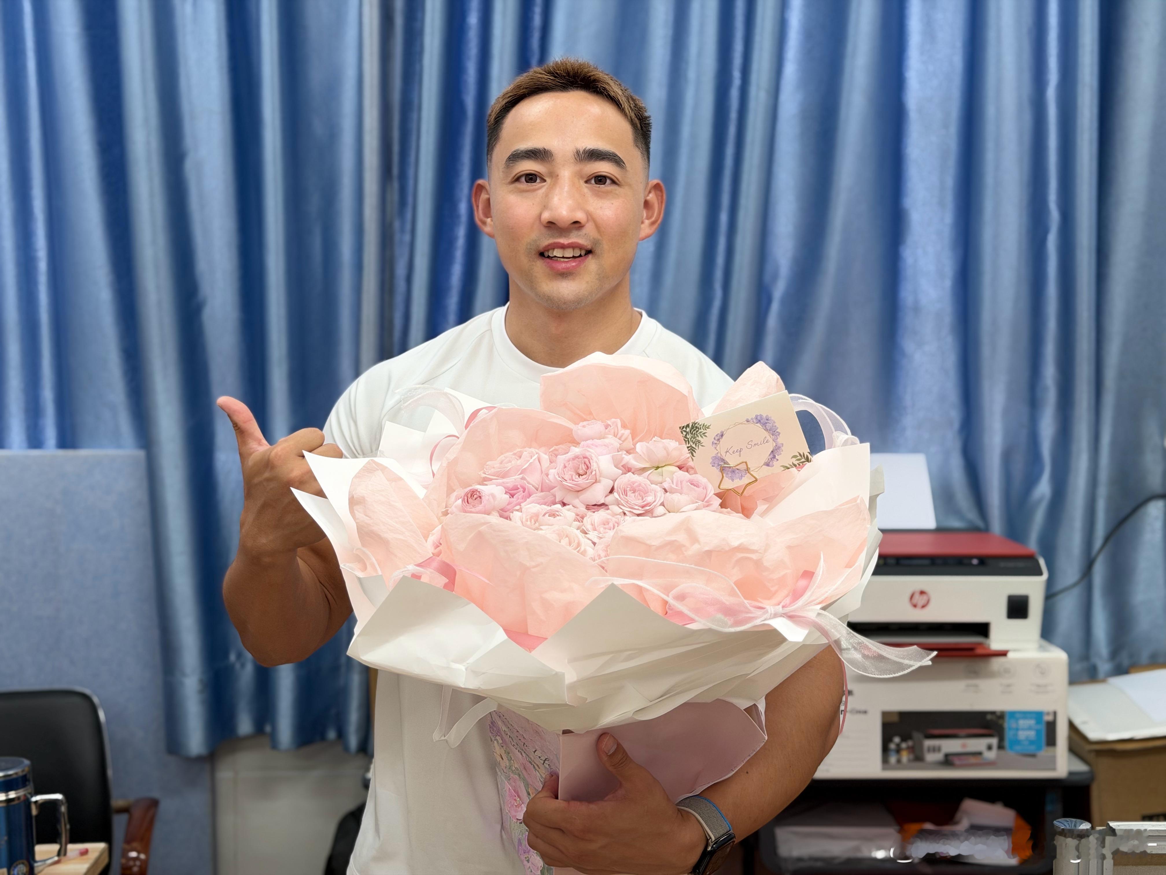 8 年了，好快。 ​​​